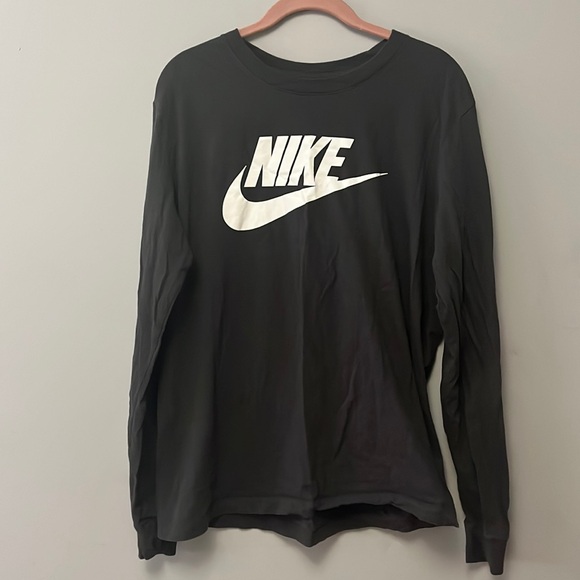 Nike Other - Nike Long Sleeve T-Shirt